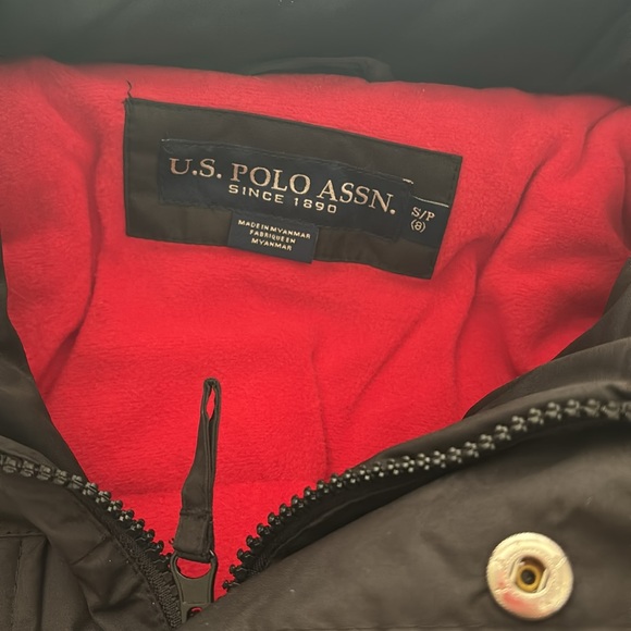 NWT U.S. Polo Assn. Boys Black Coat with Detachable Fur Hood - Picture 5 of 8